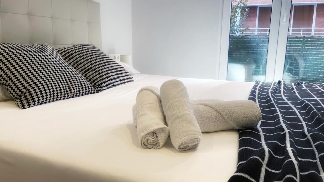 Apartament Caminando Al Guggenheim Bilbao Zewnętrze zdjęcie